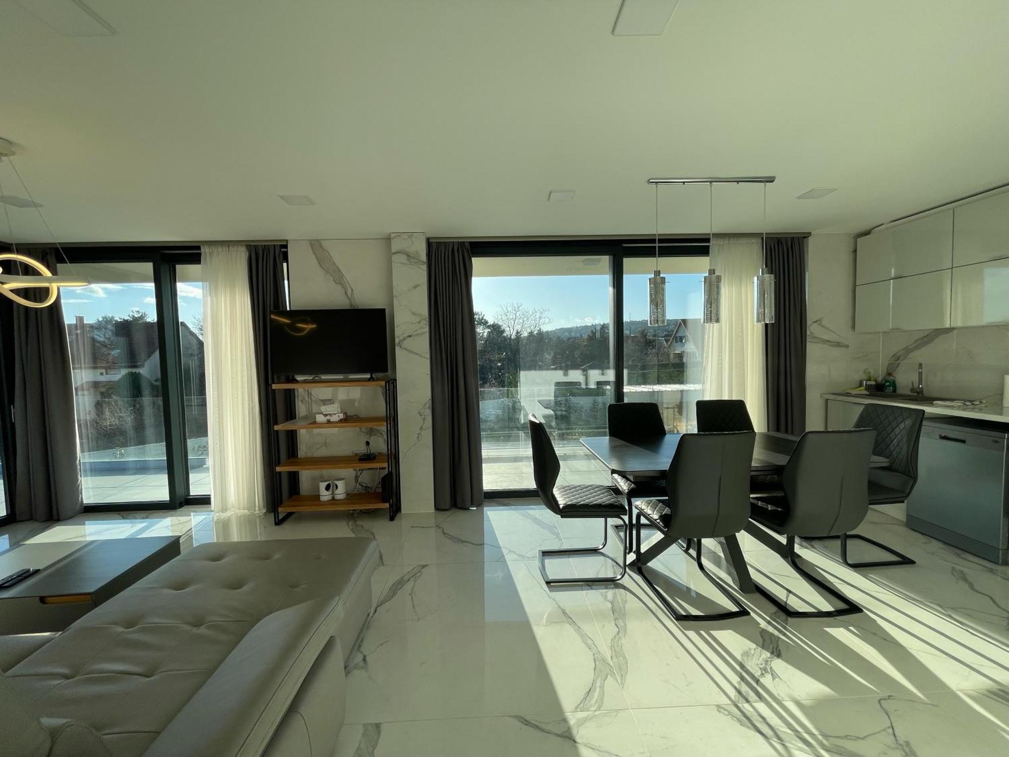Apartment Luxury In Balatonalmadi, Almadi Lux Ii - Crystal White