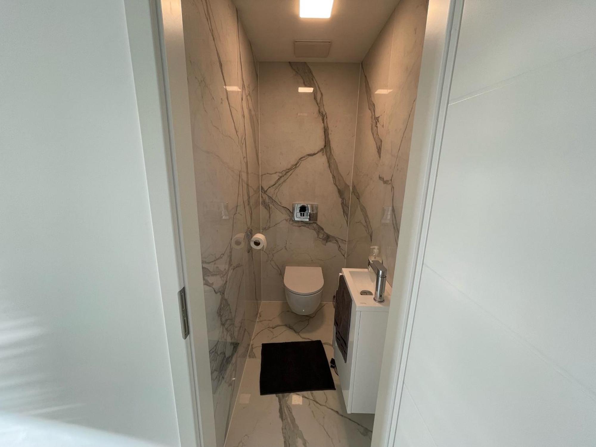 Luxury In Balatonalmadi, Almadi Lux Ii - Crystal White Apartment *